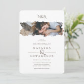 Modern Brown and White Stroke Photo Wedding Kaart (Staand voorkant)