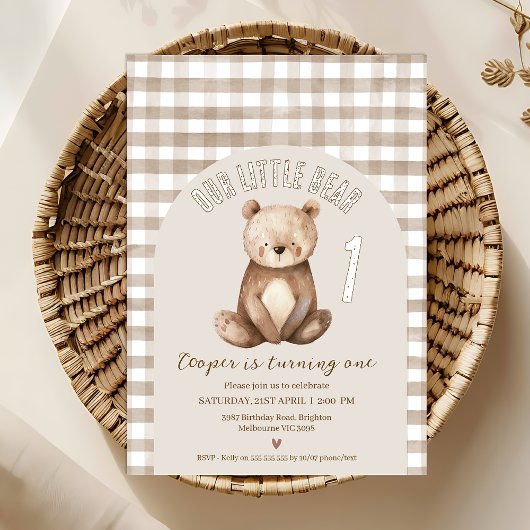 Modern Brown Arch Ons kleine Beer 1e verjaardag Kaart