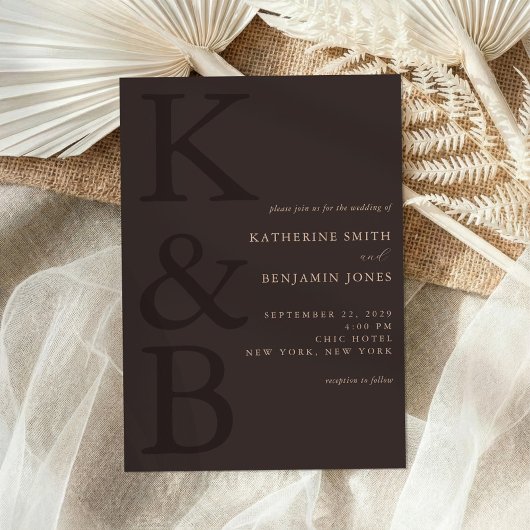 Modern Brown Monogram Minimalist Wedding Kaart
