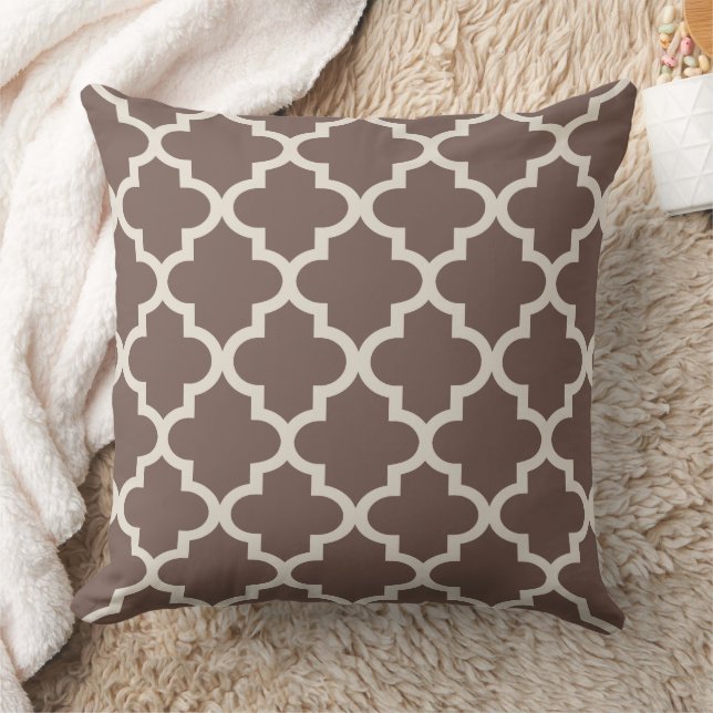 Modern Brown Moroccan Quatrefoil Pattern Kussen (Deken)