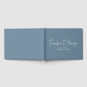 Modern bruiloft handgeschreven script Dusty Blue Gastenboek (Volledig)
