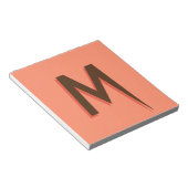 Modern Bruin 3D Tekst Initiaal Letter | Zalmroze Notitieblok (Schuin)