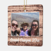 Modern bruin beige sepia gebrand sinaasappel grani keramisch ornament (Links)