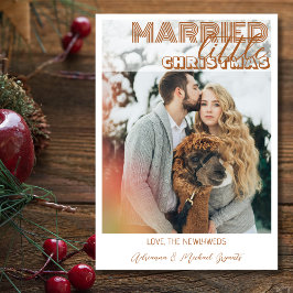 Modern Bruine Calligrafie Getrouwd Kleine Kerstmis Feestdagenkaart