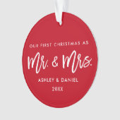 Modern Brush Script Red First Kerstmis, Mrs. Ornament (voorkant)