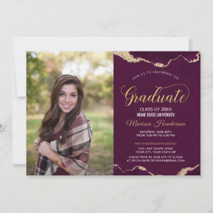 Modern Burgundy and Gold Afstuderen Photo Invite Kaart