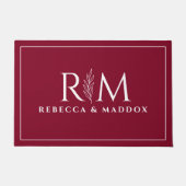 Modern Burgundy Botanical Monogram Door Mat (Voorkant)