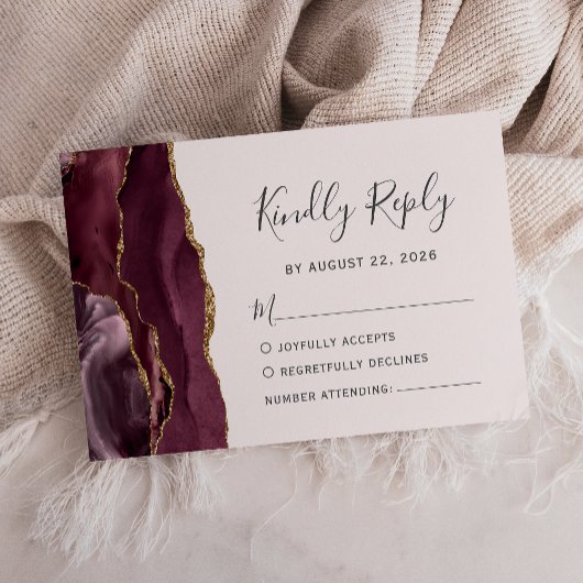 Modern Burgundy Gold Agate Blush Wedding RSVP Kaartje