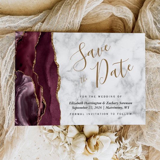 Modern Burgundy Gold Agate Marble Save the Date Kaart