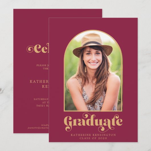 Modern Burgundy Gold Arch Foto Graduparty Kaart (Voorkant / Achterkant)