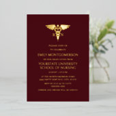 Modern Burgundy Gold Nursing School RN Afstuderen Folie Uitnodiging (Staand Voorkant)