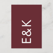 Modern Burgundy Maroon Monogram DINE Wedding Informatiekaartje (Achterkant)