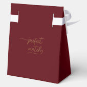 Modern Burgundy Minimalist Monogram Favor Box Bedankdoosjes (Achterkant)