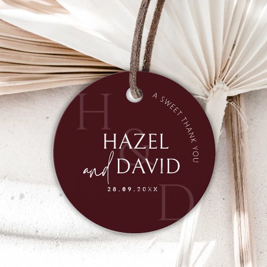 Modern Burgundy Monogram Minimalist Wedding Bedankjes Labels