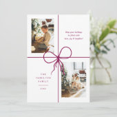 Modern Burgundy Ribbon Bow Wrap 2 Photo Christmas Feestdagenkaart (Staand voorkant)