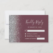 Modern Burgundy Silver Faux Glitter Edge RSVP Kaartje (Voorkant)