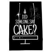 Modern Cake Quote Minimal Typography Black Medium Cadeauzakje (Achterkant)