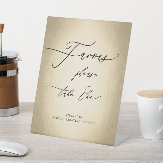 Modern Calligrafiescript Gold Favors Wedding Reclamebord Met Voetstuk (Insitu)