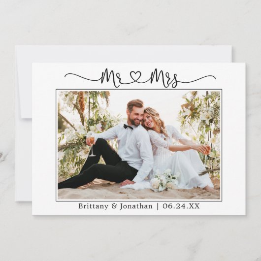 Modern Calligraphy Heart Wedding Mr en Mrs. Bedankkaart (Voorkant)