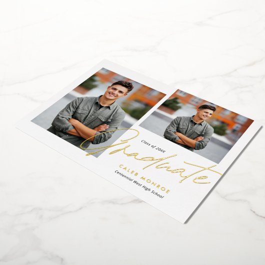 Modern Calligraphy Script 3 Foto Afstuderen Folie Uitnodiging (Gedraaid)