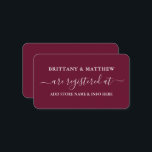 Modern Calligraphy Wedding Registry Burgundy Informatiekaartje<br><div class="desc">De moderne Kaart van het Invoegsel van de Registratie van het Berichten van het Manuscript van de Rendy van de Rendy. Bourgogne</div>