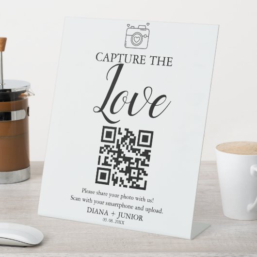 Modern Capture De Liefde Bruiloft QR code teken Reclamebord Met Voetstuk (Insitu)