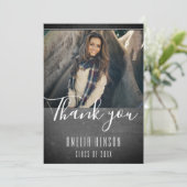 Modern Chalkboard Afstuderen Foto Afstuderen Bedankkaart (Staand voorkant)