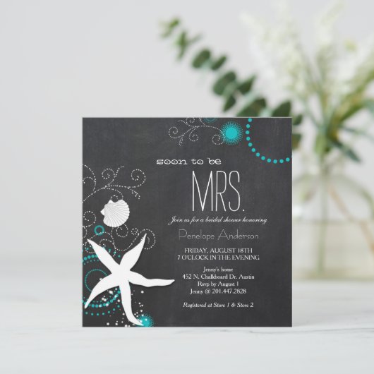 Modern Chalkboard Beach Bruiloft Vrijgezellenfeest Kaart (Staand voorkant)