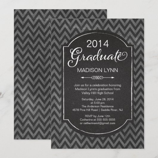 Modern Chalkboard Chevron Graduation Party Kaart (Voorkant / Achterkant)
