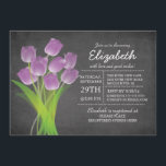 Modern Chalkboard Paars Tulip Vrijgezellenfeest Kaart<br><div class="desc">Moderne Chalkboard Paarse Tulip Bridal Shower-uitnodiging met een populaire achtergrond op het bord met een  bouquet van mooie Paarse tulpen.  Perfect hedendaagse brudale doucheuitnodiging voor een vrijgezellenfeest van de lente of de zomer.</div>