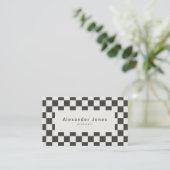 Modern Charcoal & Cream Checkered Pattern Visitekaartje (Staand voorkant)
