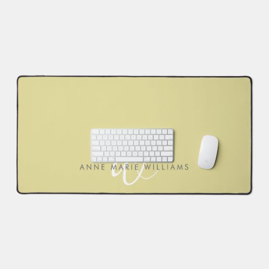 Modern Chartreuse Witte Script Monogram Bureaumat (Keyboard & Muis)