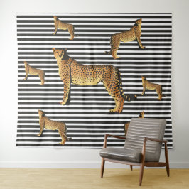 Modern cheetahpatroon op zwart-wit gestreepte acht wandkleed