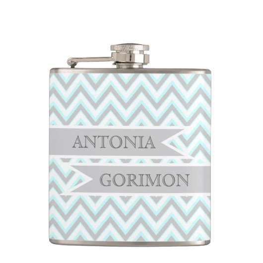 Modern chevron gray, aqua bruiloft gepersonaliseer heupfles (Voorkant)
