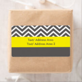 Modern Chevron Grijs Geel Verzendlabel (Insitu)
