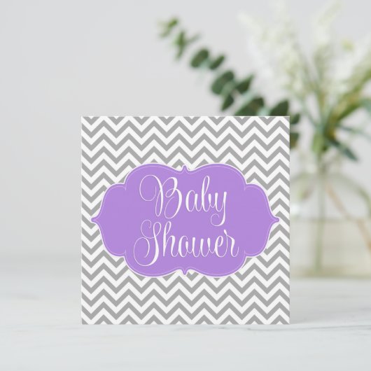 Modern Chevron Paars Grey Girl Baby shower Kaart (Staand voorkant)
