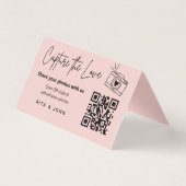 Modern Chic Capture De Liefde QR-code Gevouwen Kaa Kaart (Voorkant)