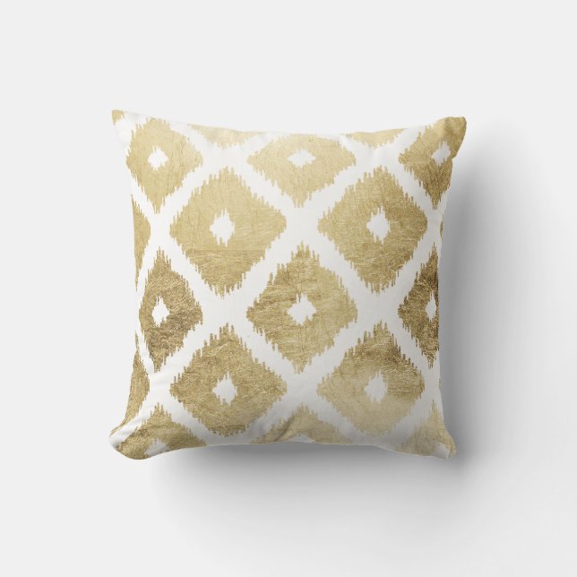 Modern chic faux gold leaf ikat patroon kussen (Voorkant)