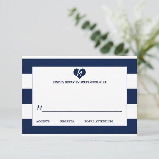 Modern Chic Navy Blue & White Wedding RSVP (Staand voorkant)