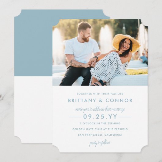 Modern Chic Powder Blue en White Photo Wedding Kaart (Voorkant / Achterkant)