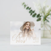 Modern Chic Script Class van 2025 Foto Afstuderen Briefkaart (Staand voorkant)