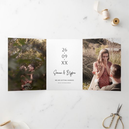 Modern Chic Sla de datum fotokaart op Drieluik Uitnodiging (Binnen)