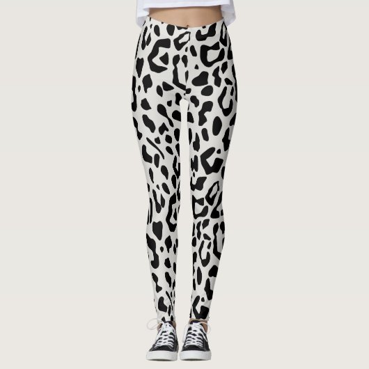 Modern Chic Snow Leopard Animal Print Patroon Leggings (Voorkant)