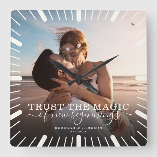 Modern Chic Wedding Keepomwille Trust Magic Foto Vierkante Klok (Voorkant)