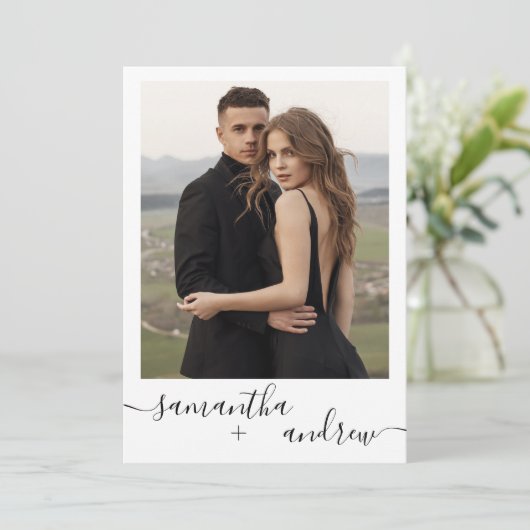 Modern Chic Zwart Wit 2 Foto Minimalistische bruil Kaart (Staand voorkant)