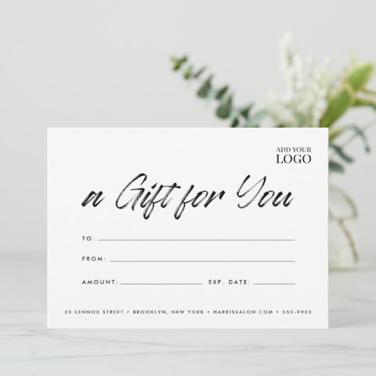 Modern chique cadeaubon voor kleine bedrijven kaart (Staand voorkant)