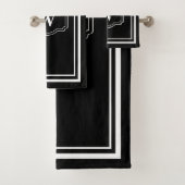 Modern Chique Monochroom Zwart-wit Monogram Bad Handdoek (Insitu)