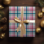 Modern Christmas Gingham Gift Wrap Cadeaupapier<br><div class="desc">Wikkel uw vakantie seizoen cadeaus in stijl met onze Modern Christmas Gingham Gift Wrap. Dompel jezelf onder in de feestelijke geest met de unieke mix van magenta, blauwe, roze en groene munt - een frisse en trending kleurencombinatie. Een prachtig gingham kerstpatroon met klassieke strepen die er doorheen lopen. Dit inpakpapier,...</div>