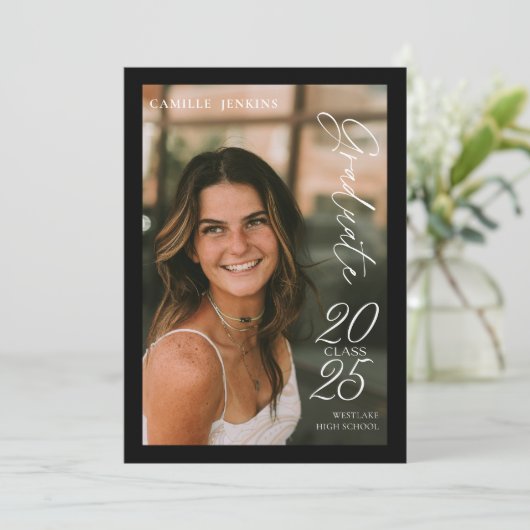 Modern Class 2025 foto Afstuderen aankondiging (Staand voorkant)