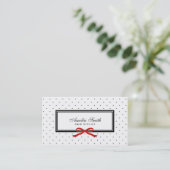 Modern Classic Black White Polka Dot Red Ribbon Visitekaartje (Staand voorkant)